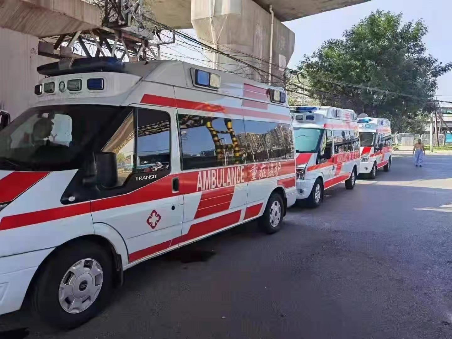 子洲县救护车出租